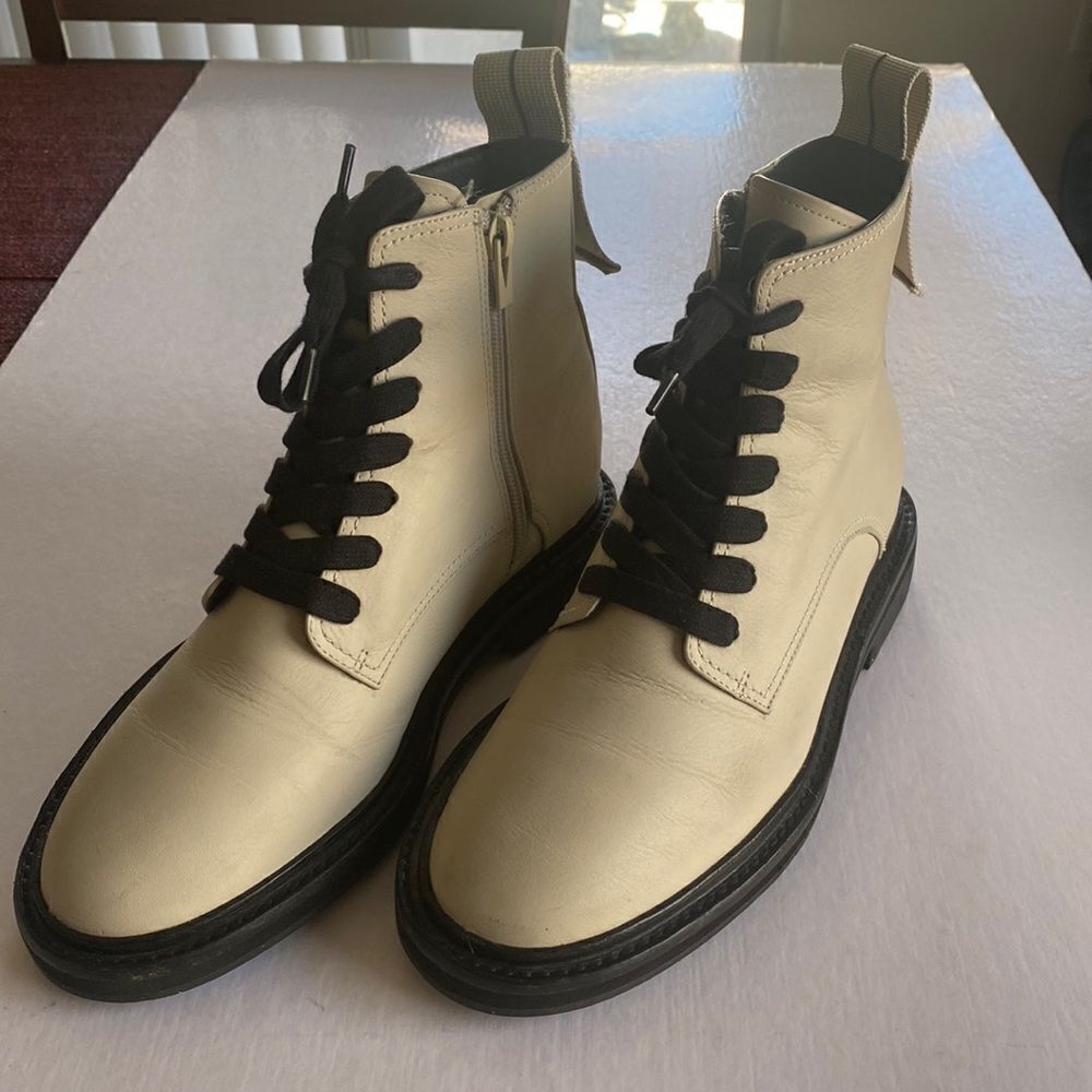 VIA SPIGA Women’s Lace Up Combat Boots Size 7